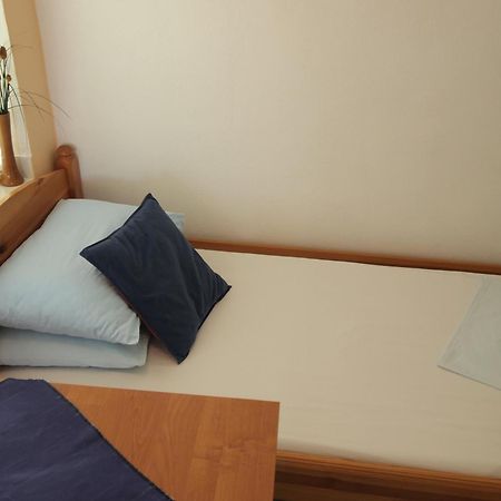 Apartments And Rooms With Parking Space Orebic, Peljesac - 10192 Rom bilde