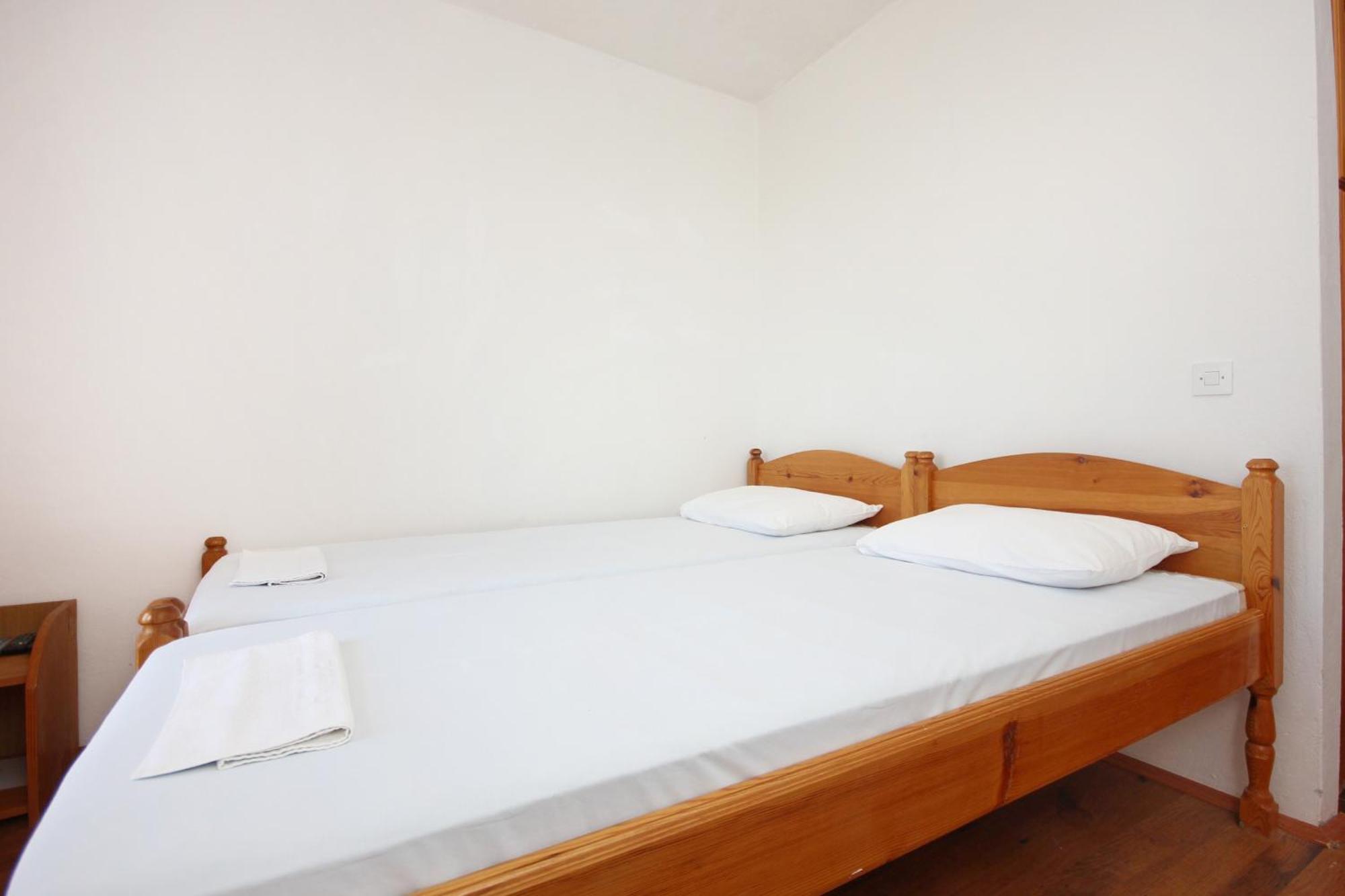 Apartments And Rooms With Parking Space Orebic, Peljesac - 10192 Rom bilde